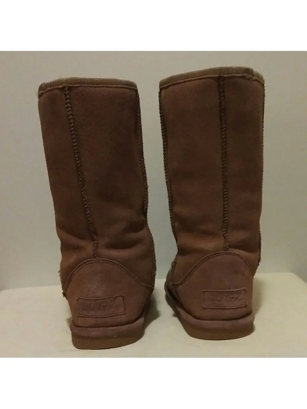 Lugz Tan Suede Fleece Lining Round Toe  Mid Calf Platform Sole Pull On Fall Boot